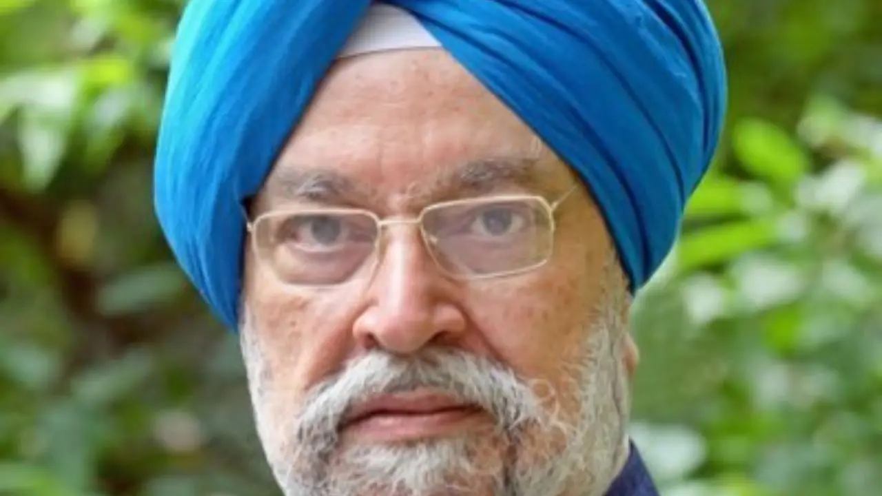 Petroleum Ministry assures fuel availability, affordability amid tension